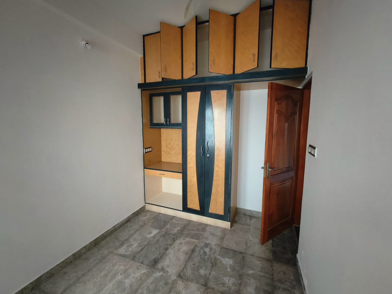 WhatsApp Image 2025-08-03 at 00.01.55 (2)