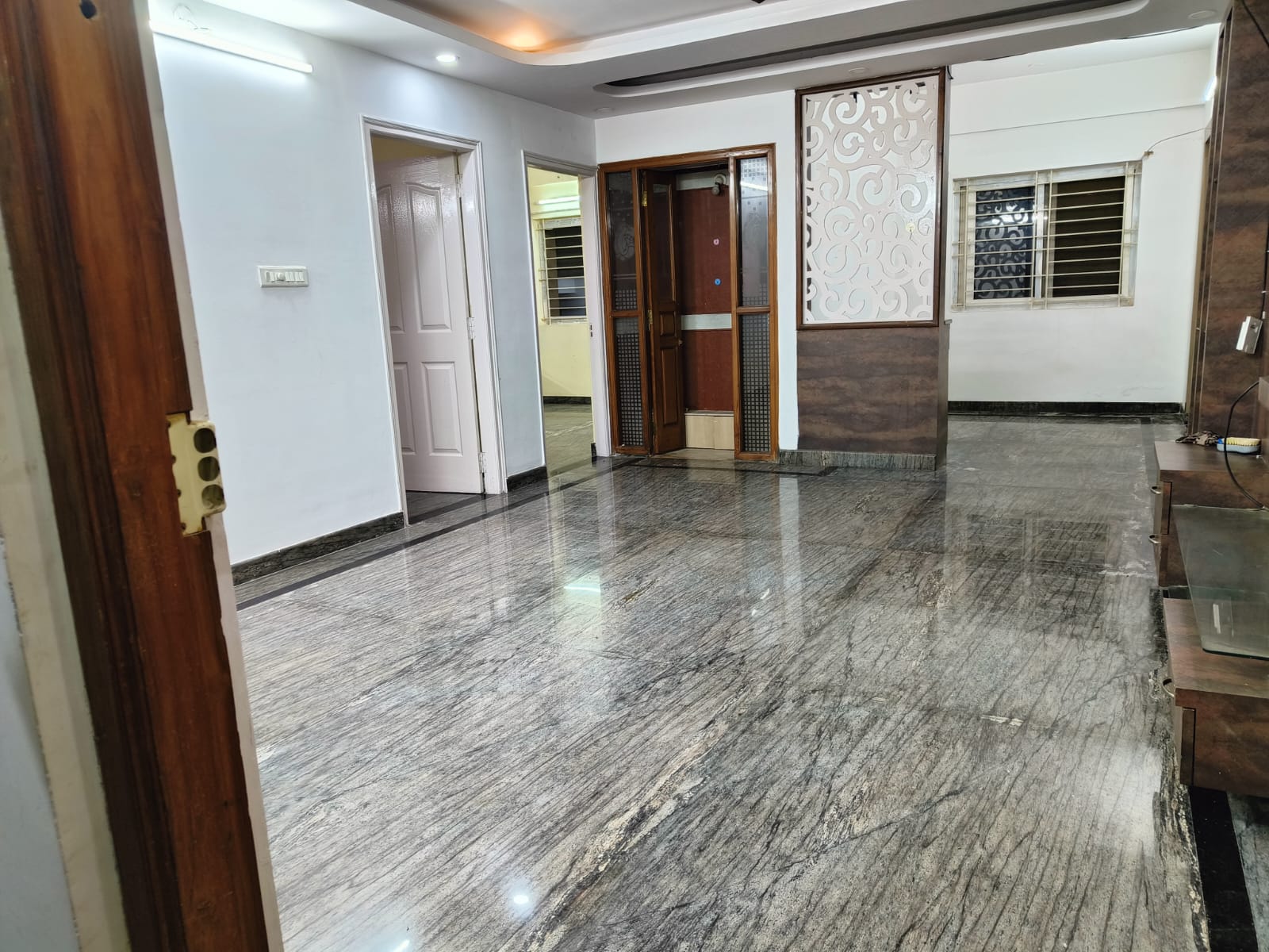 WhatsApp Image 2025-08-07 at 10.40.39 (1)